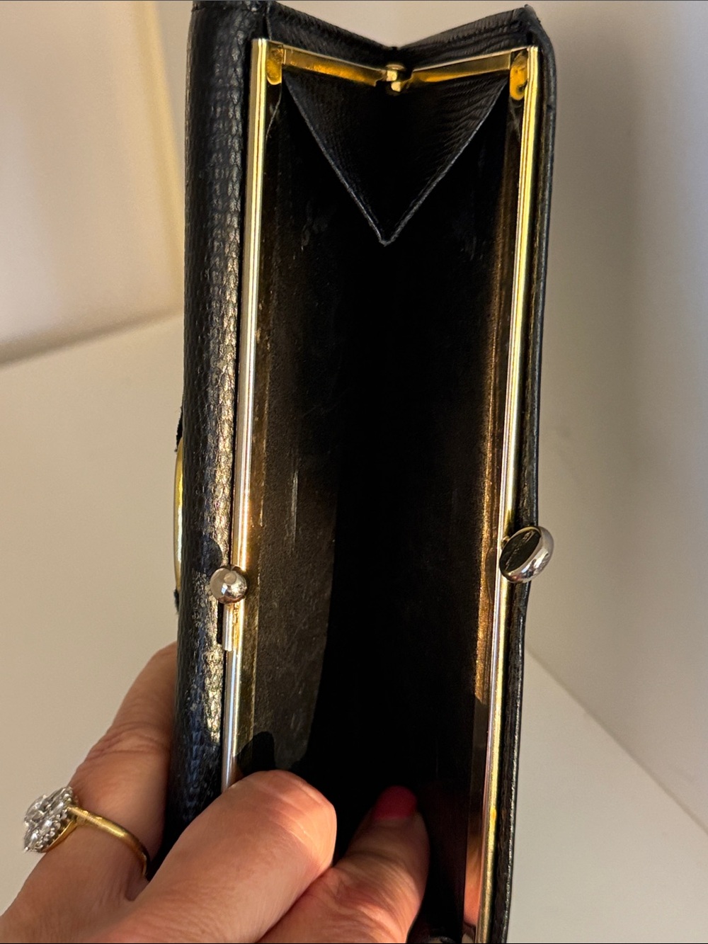 Vintage Salvatore Ferragamo Vara Bow Lizard-Embossed Continental Clutch - Picture 10 of 13
